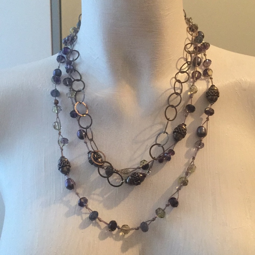 Cute necklace with little stones costume jewelry